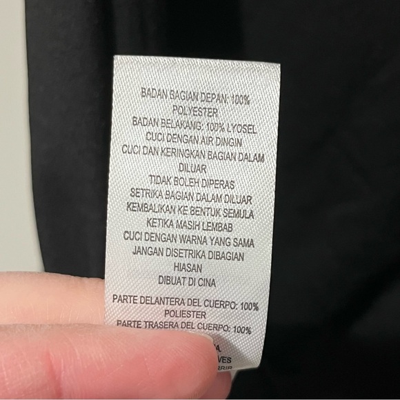 French Connection Black Sleeveless Sheer Front Rhinestone Blouse - Picture 8 of 9